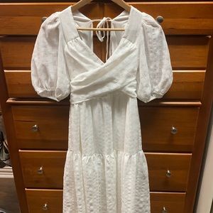 Lulu’s White Dress